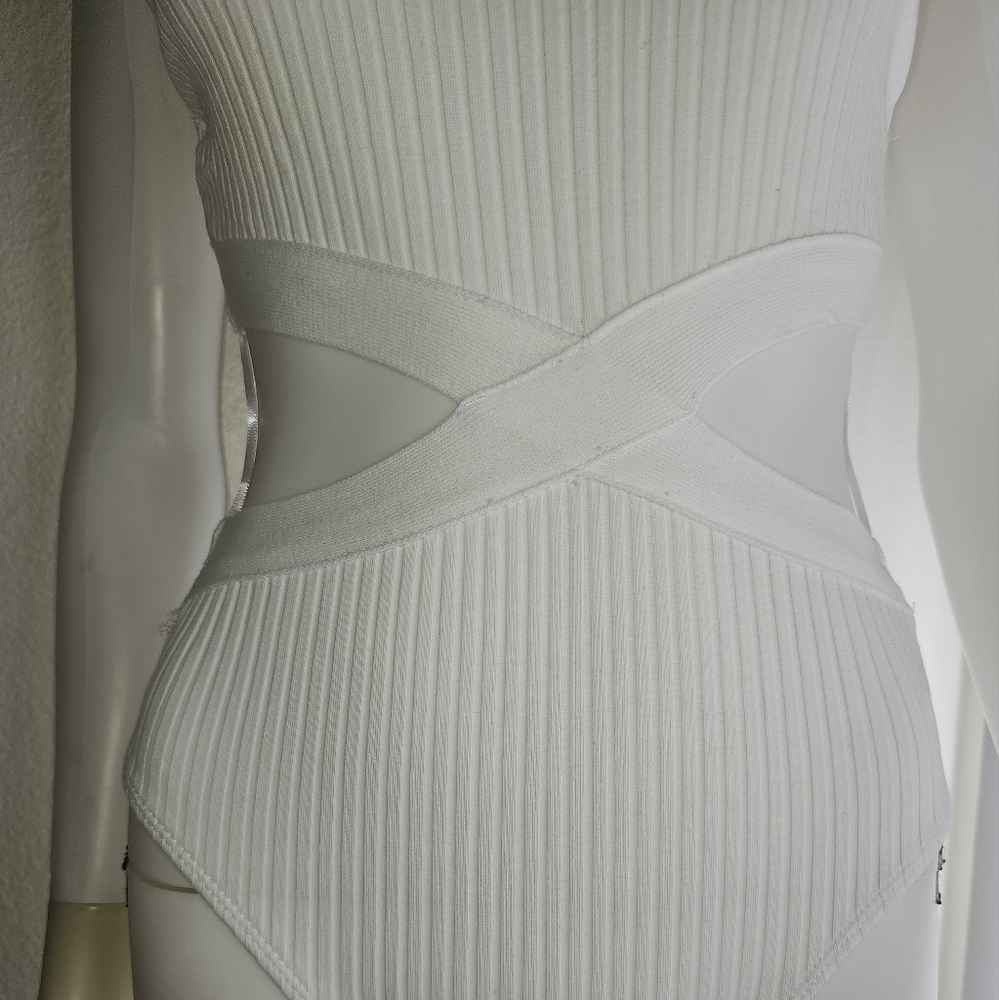 NOT Available ZARA NWT Ribbed Cut Out Bodysuit White Size Small - Picture 10 of 16